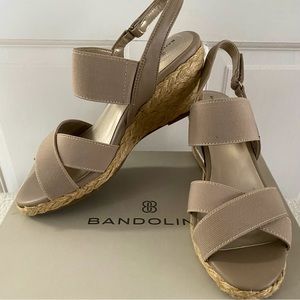 Bandolino Womens Hearsay2 Open Toe Casual Slingback Sandals